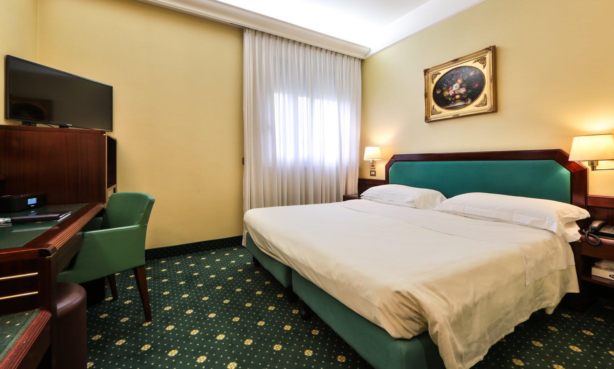 Hotel Astoria Sure Hotel Collection By Best Western Милано Екстериор снимка