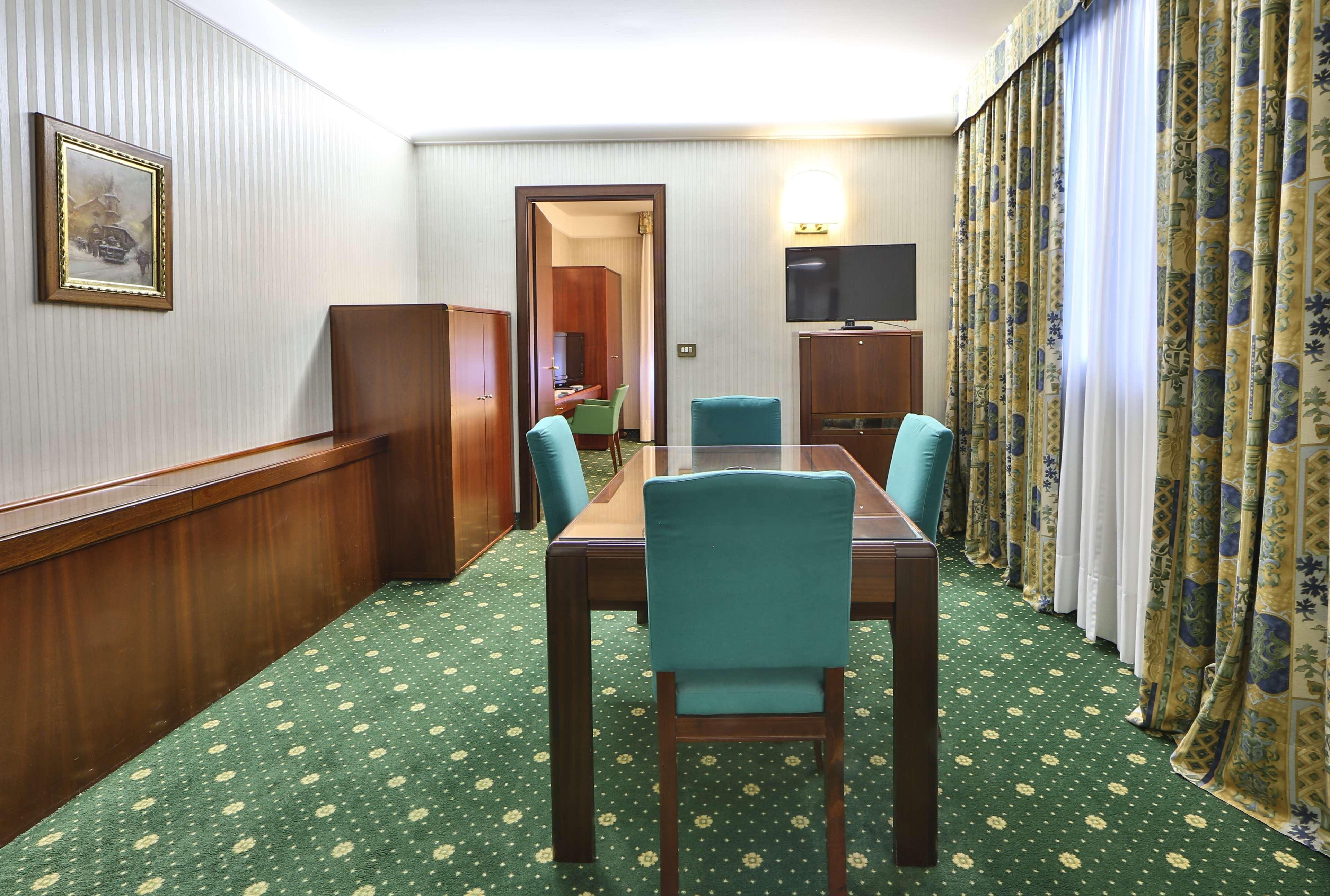Hotel Astoria Sure Hotel Collection By Best Western Милано Екстериор снимка
